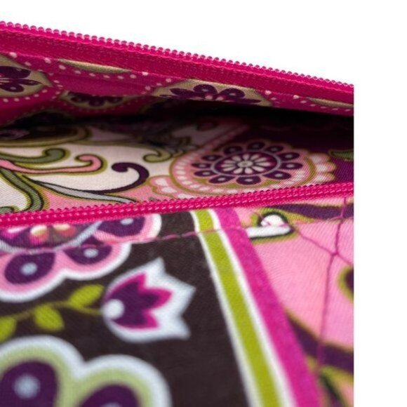 Vera Bradley "Knot Just a Clutch" Purse in Very Berry Paisley - Picture 5 of 5